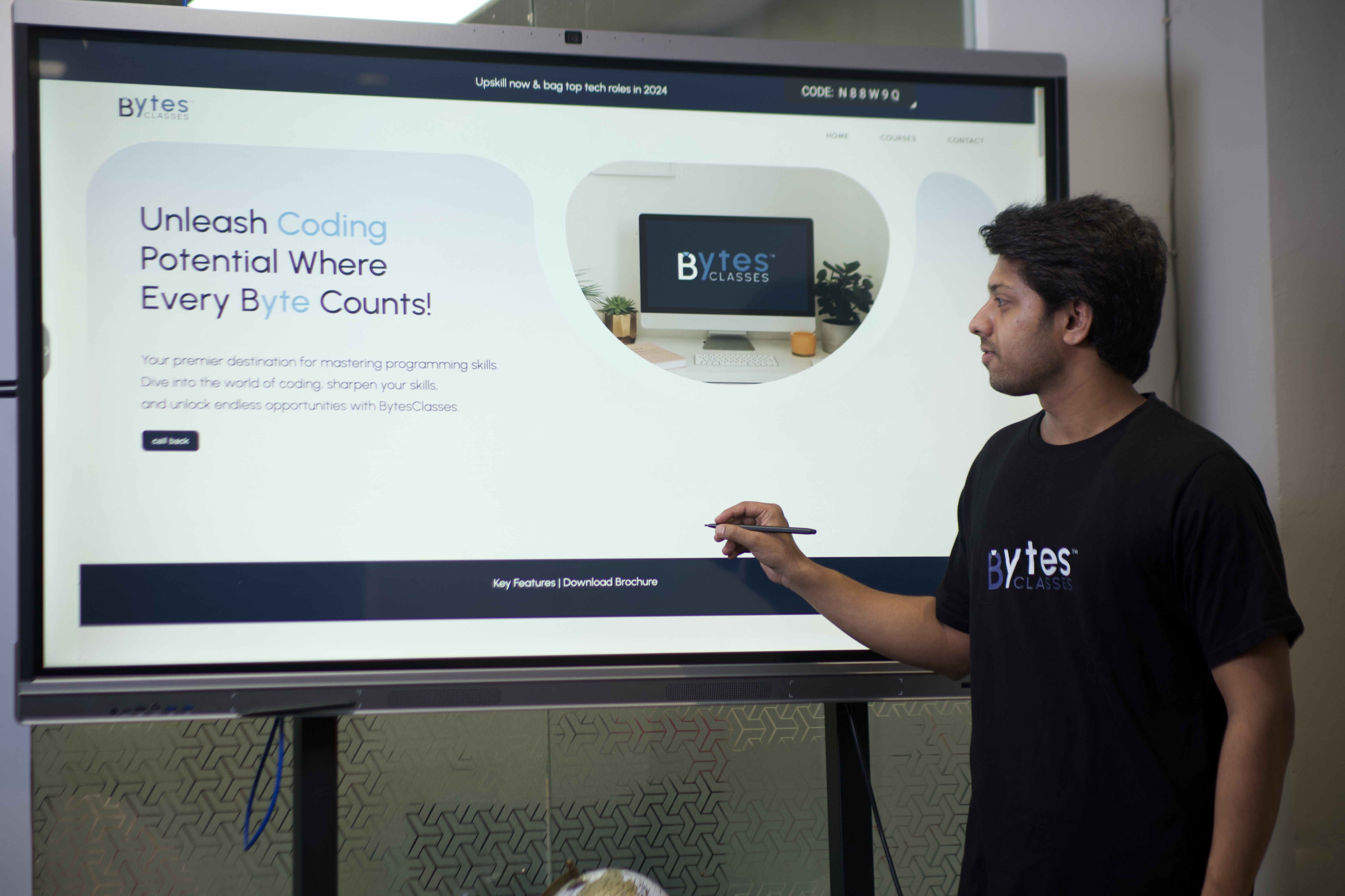 Building Scalable Microservices with Node.js
